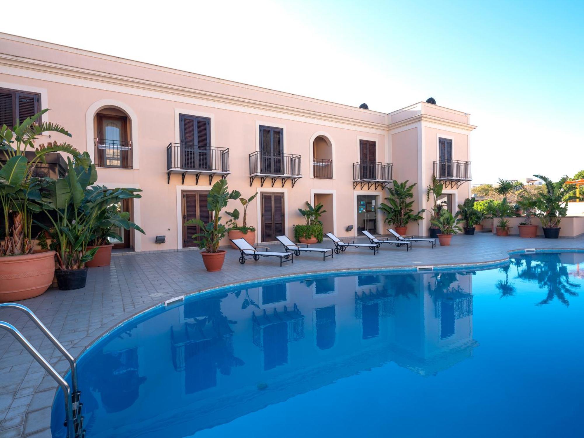 Moresco Resort LMP Exterior photo